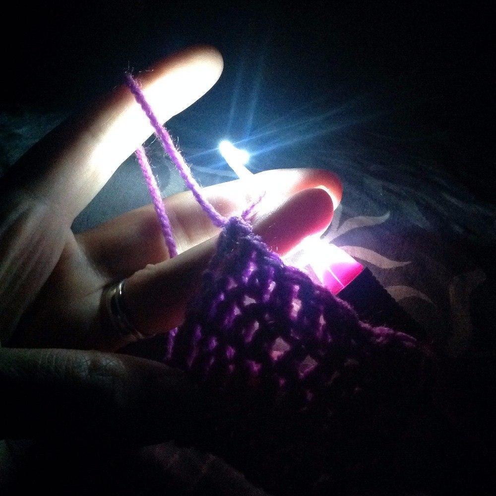 LED Light Crochet Hooks - Milky Spoon